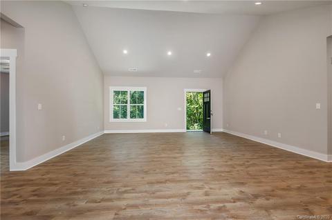17 Mcdaniel Rd, Fletcher, NC 28732 photo 14