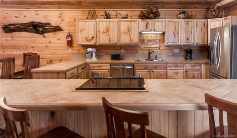 212 Moonbeam Ln, Clyde, NC 28721 photo 4