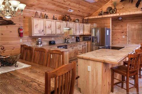 212 Moonbeam Ln, Clyde, NC 28721 photo 5