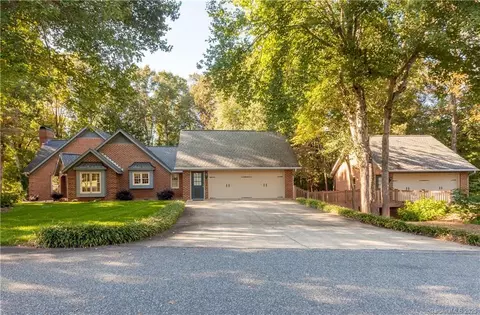 902 2nd Avenue Ne Dr NE, Conover, NC 28613 photo 12