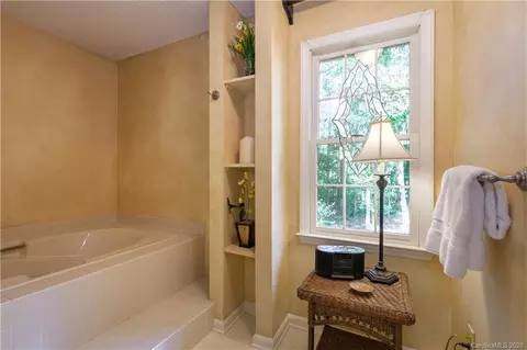 902 2nd Avenue Ne Dr NE, Conover, NC 28613 photo 35