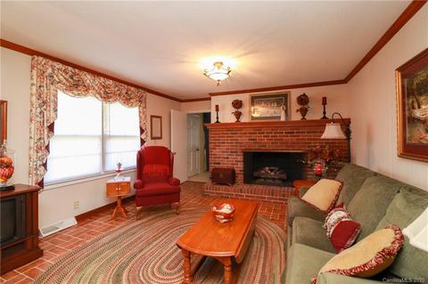 2116 Bertha St, Kannapolis, NC 28083 photo 9