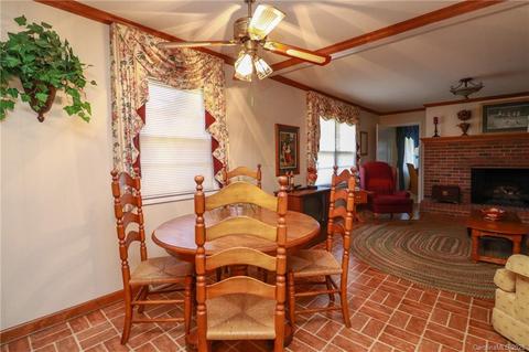 2116 Bertha St, Kannapolis, NC 28083 photo 5