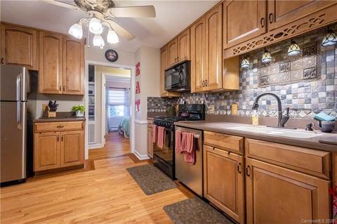 104 Crestview Ln, Morganton, NC 28655 photo 5