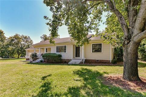 302 E 18th St, Kannapolis, NC 28083 photo 3