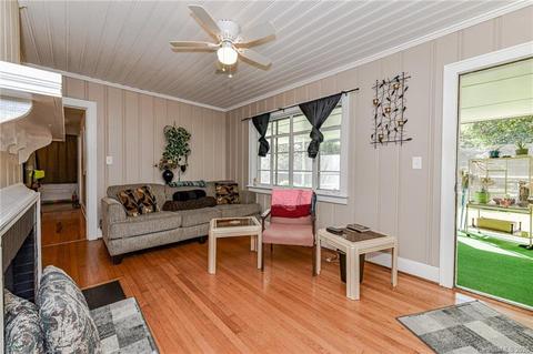 302 E 18th St, Kannapolis, NC 28083 photo 9