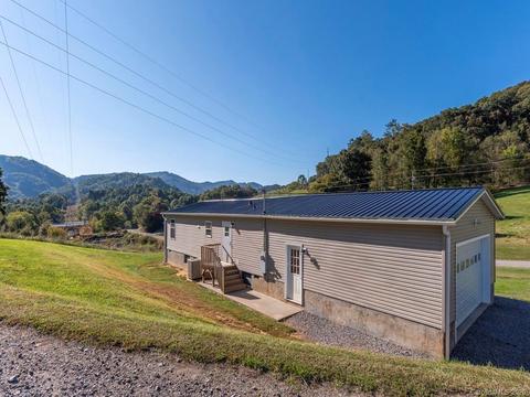 99 Terrell Rd, Clyde, NC 28721 photo 14
