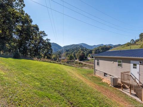99 Terrell Rd, Clyde, NC 28721 photo 13