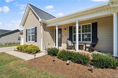 2596 Easter St, Maiden, NC 28650 photo 4