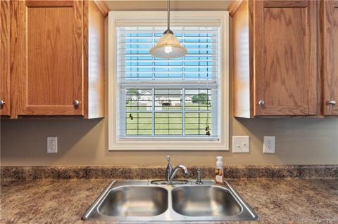 2596 Easter St, Maiden, NC 28650 photo 28