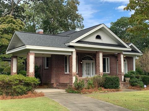 402 Main St S, Bethune, SC 29009 photo 1