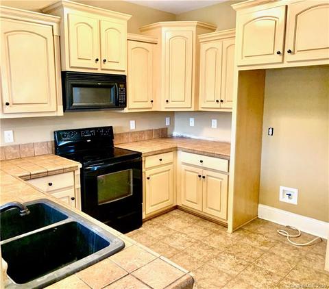2427 Silverthorne Dr, Monroe, NC 28110 photo 10