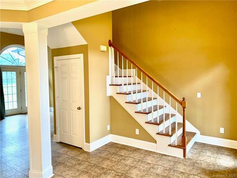 2427 Silverthorne Dr, Monroe, NC 28110 photo 2