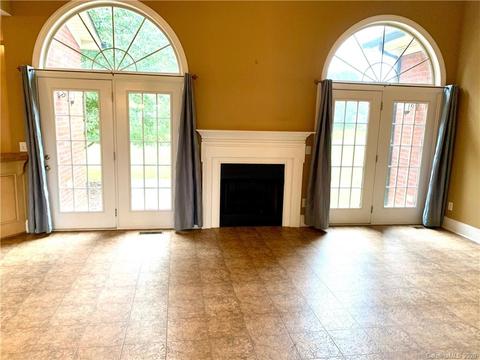 2427 Silverthorne Dr, Monroe, NC 28110 photo 6