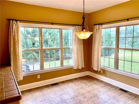 2427 Silverthorne Dr, Monroe, NC 28110 photo 12