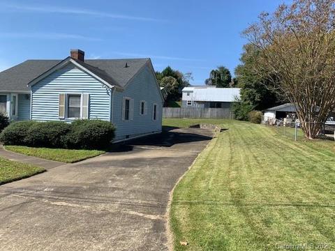 79 Sinclair Ave, Marion, NC 28752 photo 2