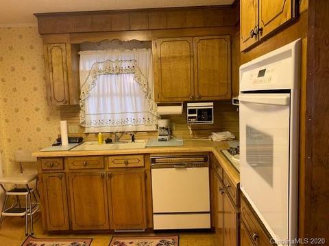 79 Sinclair Ave, Marion, NC 28752 photo 15