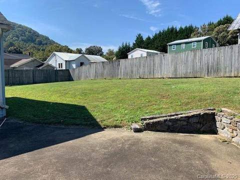 79 Sinclair Ave, Marion, NC 28752 photo 7