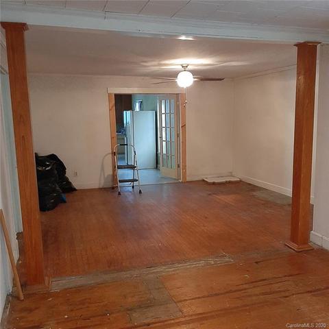 609 E Liberty St, Salisbury, NC 28144 photo 4