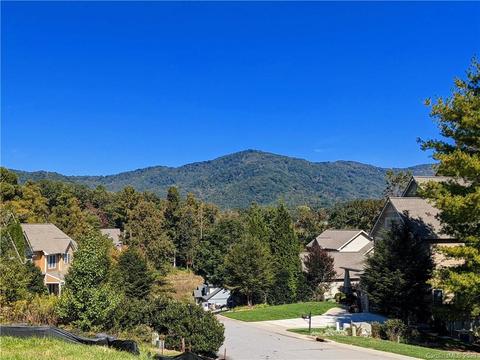 35 Ledgestone Dr, Fairview, NC 28730 photo 4