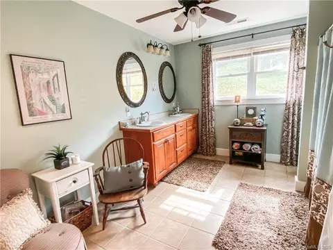 569 Golf Course Rd, Clyde, NC 28721 photo 34