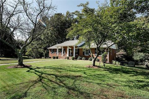 560 Crestside Dr SE, Concord, NC 28025 photo 3
