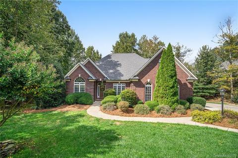 4901 Spring Chase Way, Davidson, NC 28036 photo 2