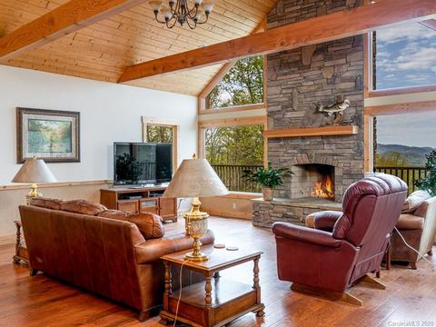 24 Bobcat Ln, Fairview, NC 28730 photo 6