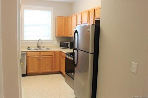 21522 Aftonshire Dr, Cornelius, NC 28031 photo 4