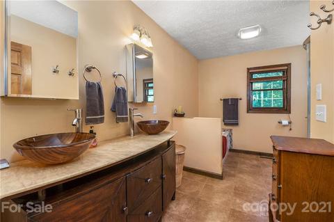 1154 Warrior Dr, Tryon, NC 28782 photo 12