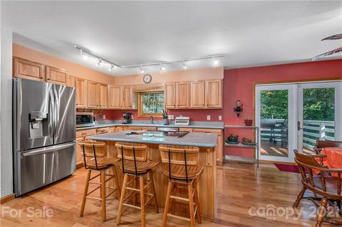 1154 Warrior Dr, Tryon, NC 28782 photo 4