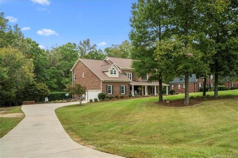 109 Windsor Greene Dr, Monroe, NC 28110 photo 2