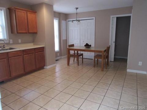 202 Paseos Dr, Cullowhee, NC 28723 photo 7