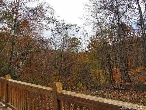 202 Paseos Dr, Cullowhee, NC 28723 photo 3