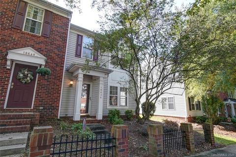 18636 Oakhurst Blvd, Cornelius, NC 28031 photo 2