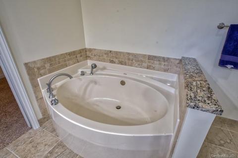 475 Gilbert Rd, Columbus, NC 28722 photo 23
