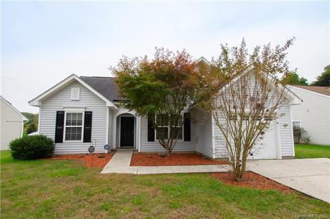 7016 Blithe Low Pl, Charlotte, NC 28273 photo 2