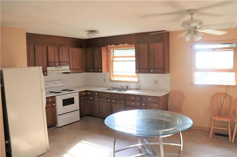 744 7th Ave SE, Hickory, NC 28602 photo 6