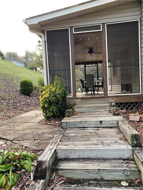 455 Valley Rd, Spruce Pine, NC 28777 photo 7
