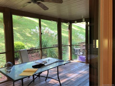 455 Valley Rd, Spruce Pine, NC 28777 photo 8