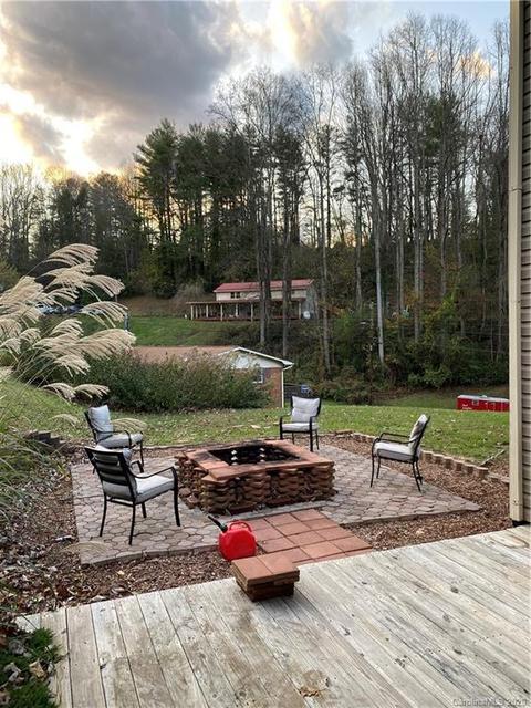 455 Valley Rd, Spruce Pine, NC 28777 photo 12