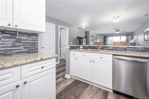 920 Jetton St #50, Davidson, NC 28036 photo 9