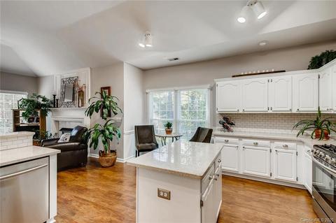 19928 Catamaran Ct, Cornelius, NC 28031 photo 12