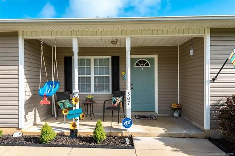 307 Springhill Ln, Maiden, NC 28650 photo 7