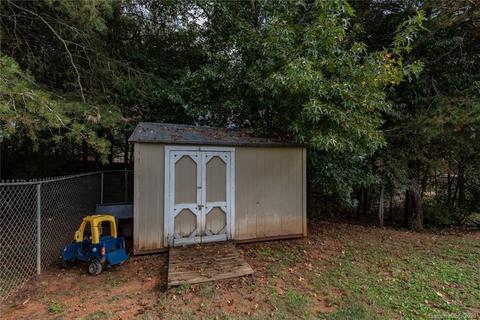 307 Springhill Ln, Maiden, NC 28650 photo 45