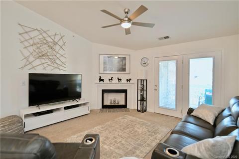 9153 Mcdowell Creek Ct, Cornelius, NC 28031 photo 12