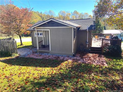 763 Pole Miller Ext, Brevard, NC 28712 photo 3
