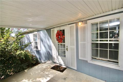 2 Lost Forest Dr, Candler, NC 28715 photo 6