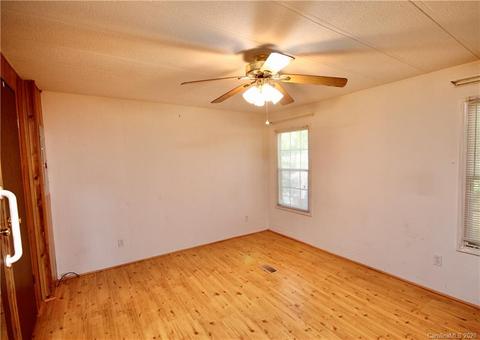 2 Lost Forest Dr, Candler, NC 28715 photo 23