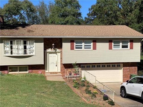 1605 5th St NE, Conover, NC 28613 photo 4